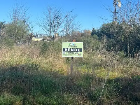 Terreno en Venta 20  mts Fondo
