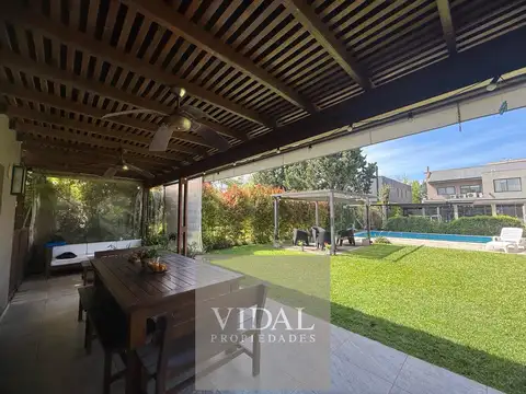 Casa en Venta de 4 dormitorios