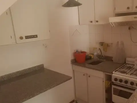 Depto Tipo Casa 3 ambientes con 2 baños