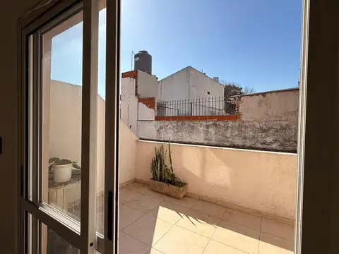 Depto Tipo Casa en Venta en Monte Castro, USD 115.000