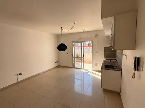 Depto Tipo Casa en Venta de 2 ambientes