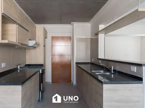 Catamarca y Balcarce - Ultimo Dpto de 2 Dormitorios Externo. Con cochera.