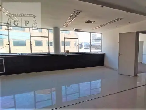 Oficina en Alquiler 40 años