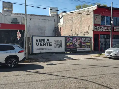 Avenida Coronel Olascoaga 700