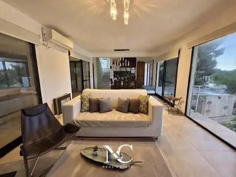 Casa en Venta en Barrio Golf 2, USD 235.000