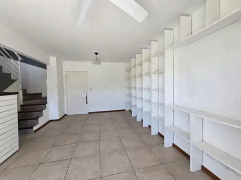 VENTA DE DEPARTAMENTO EN SANTA BARBARA - NORDELTA