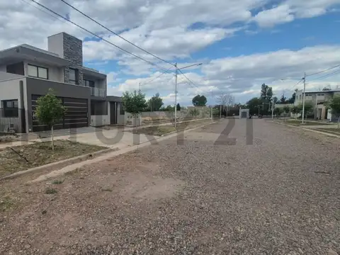 Oportunidad LOTE en complejo privado