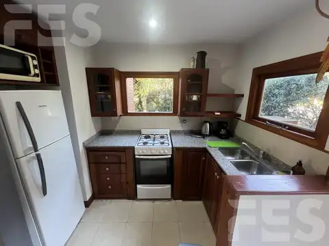Oficina 10 ambientes con 7 baños