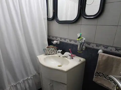 OPORTUNIDAD VENTA EN BLOCK 7 AMBIENTES ESCUCHA OFERTA