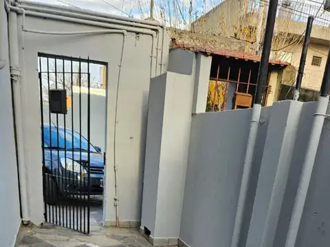 VENTA PH DE 2 AMBIENTES SITO EN MONTE CHINGOLO