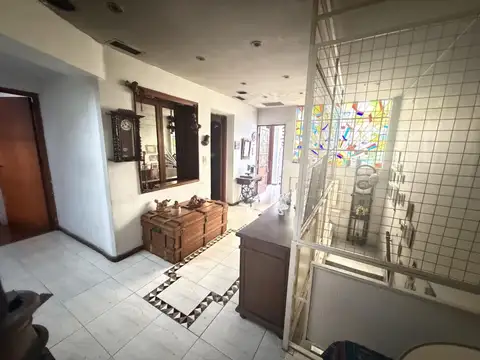 Depto Tipo Casa 5 ambientes con 2 baños