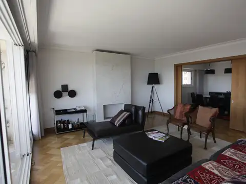 Departamento en Venta con 2 cocheras