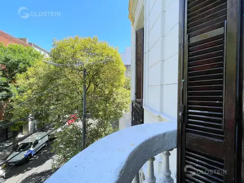 Casa 13 ambientes con 5 baños
