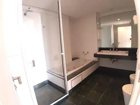 Departamento 3 ambientes con 3 baños
