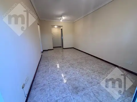 Departamento en Alquiler en Victoria Barrio Centro, $ 680.000