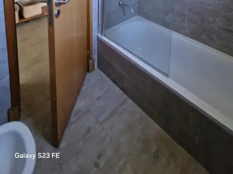 Casa en venta - 4 Dormitorios 4 Baños - 12.935Mts2 - Cañuelas