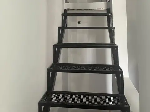 Depto Tipo Casa en Alquiler de 2 dormitorios
