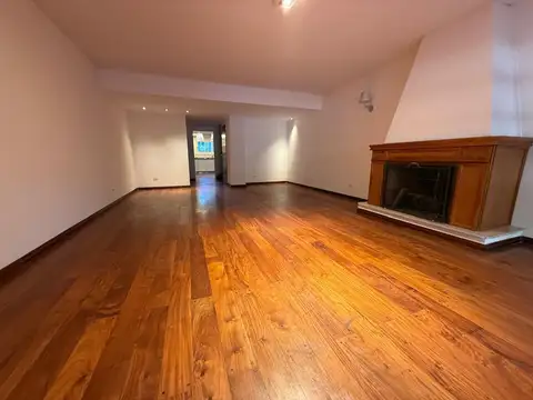 Depto Tipo Casa en Venta en Belgrano R, USD 800.000