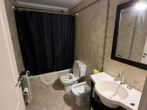 Departamento en Alquiler con 1 cocheras