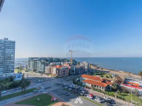 Departamento en Venta de 4 dormitorios