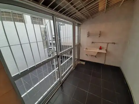 América 3100, Piso pb