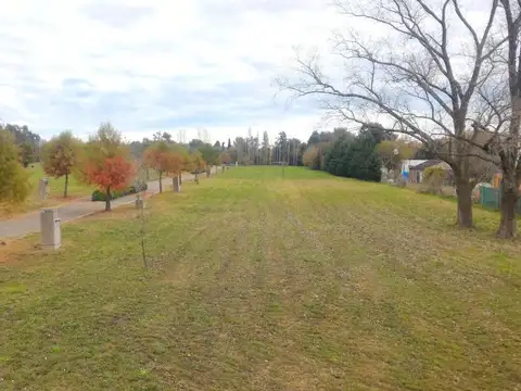 Increíble lote en venta en barrio Brujas, Pilar