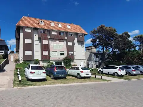 De Los Silenios 100, Piso PB