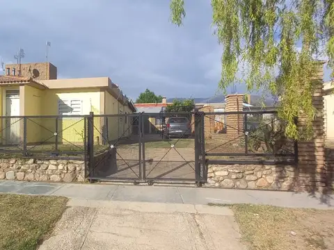 Manzana 10 - Casa 17 - Barrio El Molle 100