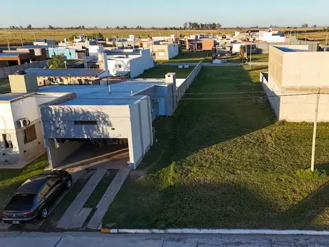 Terreno de 300 m2 en Bella Italia