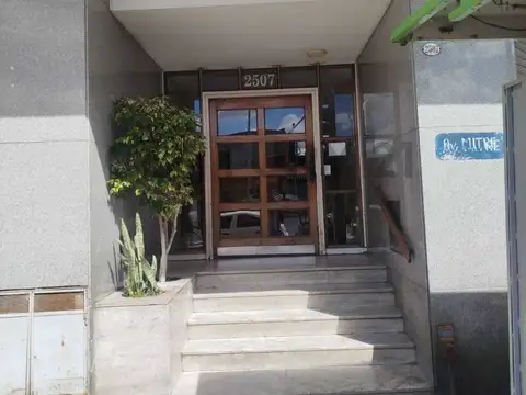 AV MITRE 2500, Piso 0