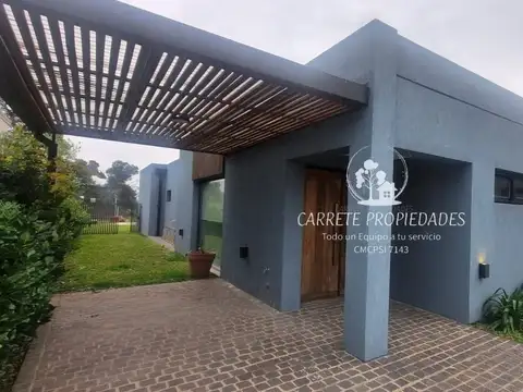 Casa en Alquiler de 3 dormitorios