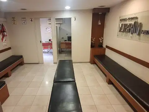 Oficina en Alquiler 25 años