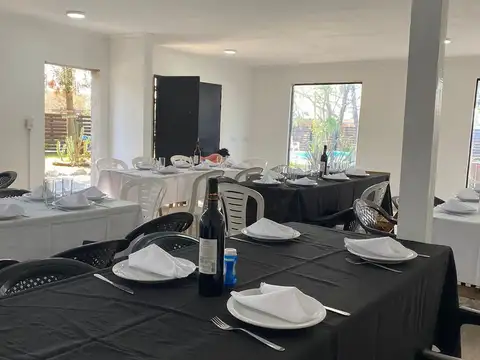 Casa 2 ambientes con 3 baños