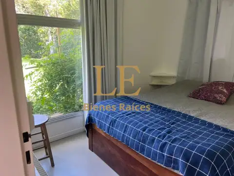 Casa en Venta con 7 cocheras