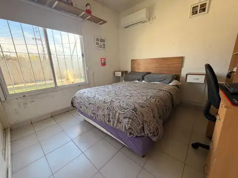 Casa en Venta con 5 cocheras