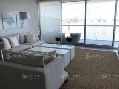 Departamento 4 ambientes con 3 baños