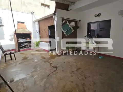 Oportunidad! Ph De 4 Ambientes Todo En Planta Baja Con Patio