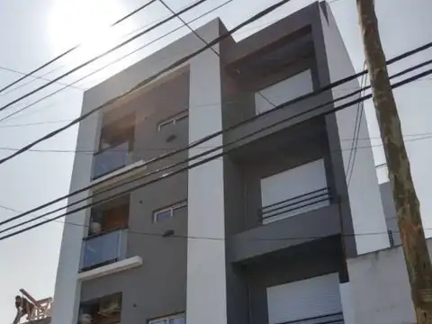 GUIDO SPANO 2500, Piso 2