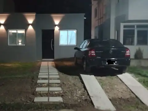 VENTA CASA EN UNA PLANTA LA JOSEFINA PILAR