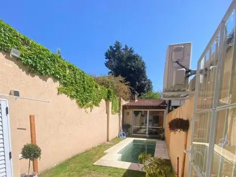 Depto Tipo Casa en Venta en Olivos, USD 285.000