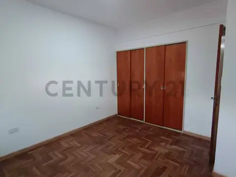 Casa en Alquiler en La Plata, $ 670.000