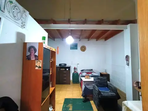 Depto Tipo Casa en Venta 56 años