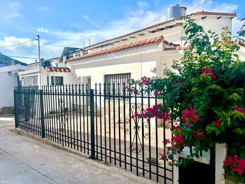 VENTA CASA PH 2 DORM 2 BAÑOS CENTRO CARLOS PAZ