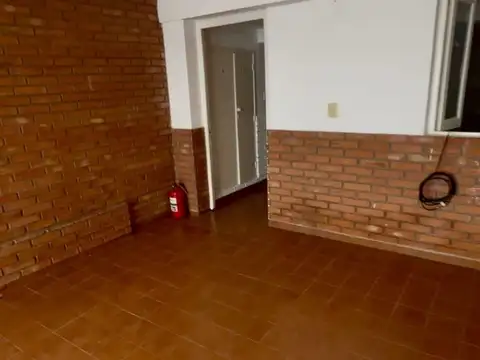 Depto Tipo Casa en Venta con 1 cocheras