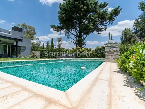 Casa en Venta en La Reja, USD 320.000