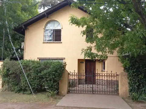 Casa en Alquiler Temporal en Triangulo, USD 2.000
