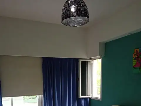 Casa en Alquiler Temporal con 2 cocheras