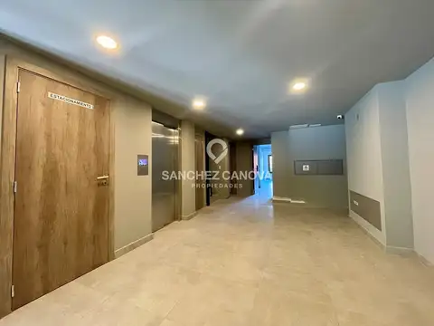 Departamento en Venta al Este
