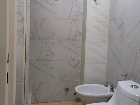 Depto Tipo Casa 4 ambientes con 2 baños