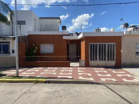 Casa en venta en Barrio Mariano Moreno